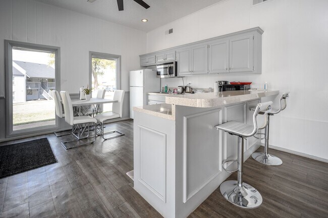 Community Room - Kitchen