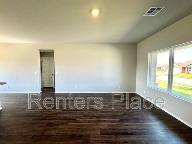 Photo - 8516 E 164th St