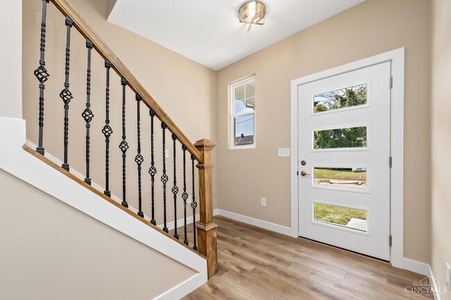 Photo - 5312 Dora St