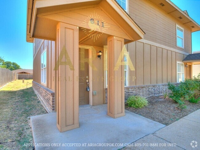 Building Photo - *611-613 Welston Cr. Unit 611 Welston Cr. Rental