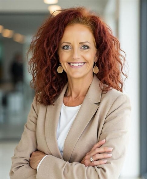 Bobbie James