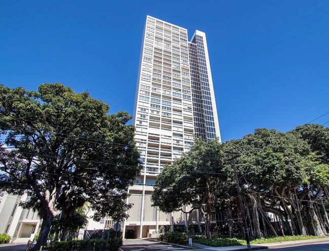 Unit is on the 32nd floor of the Banyan Tree Plaza. - 1212 Punahou St Unit 3207