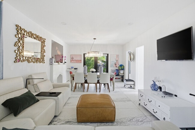 Photo - 8280 NE 1st Pl Unidad SI ID1568909P