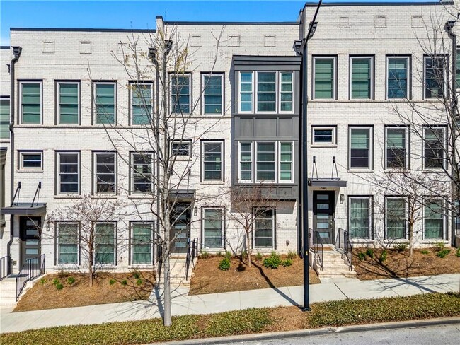 Building Photo - 552 Ember Ln NW