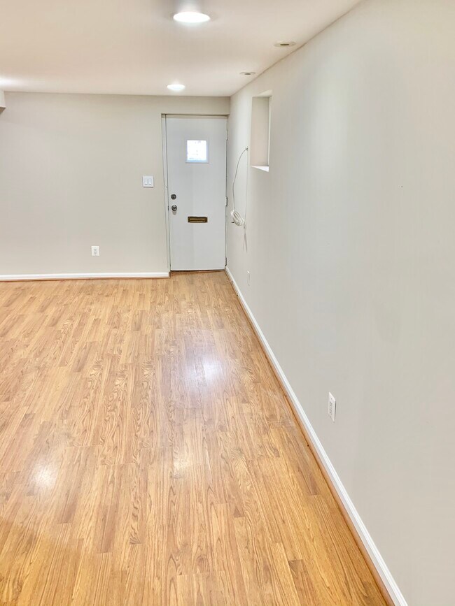 Photo - 1460 Fuller St NW Unit #B