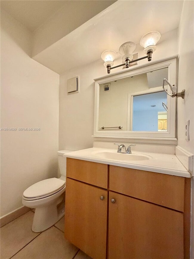 Photo - 10875 SW 112th Ave Unit 115