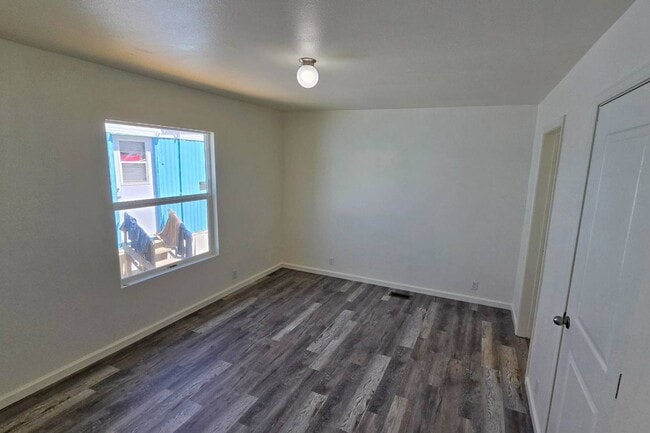 Photo - 550 E Harrison St