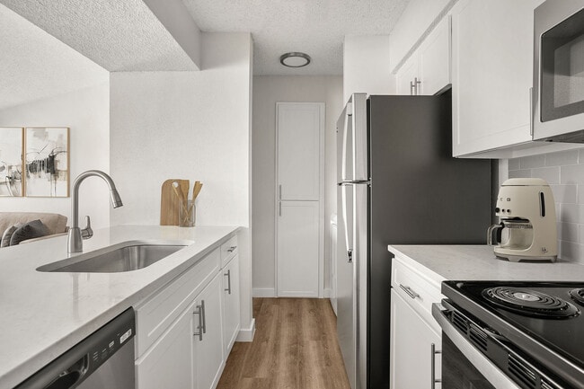 C242440 TheWestside_VS Stills_2B2B2Kitchen2_ - The Westside