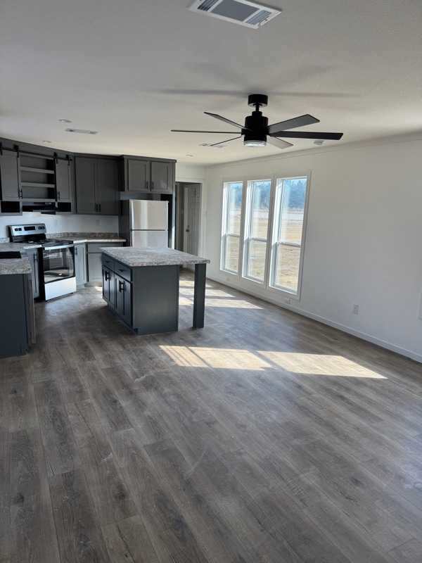 Photo - 250 Patriot Ln