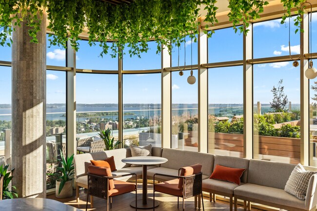 Sky Club