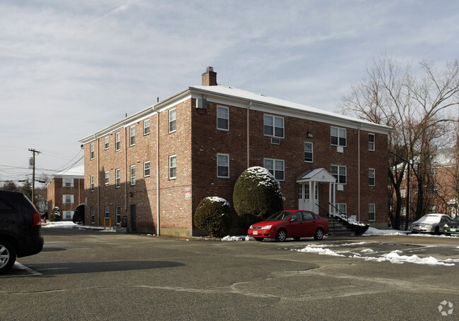 Building Photo - Brookside Apartments