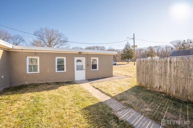 Photo - 3774 NJ-27 Unit 4b