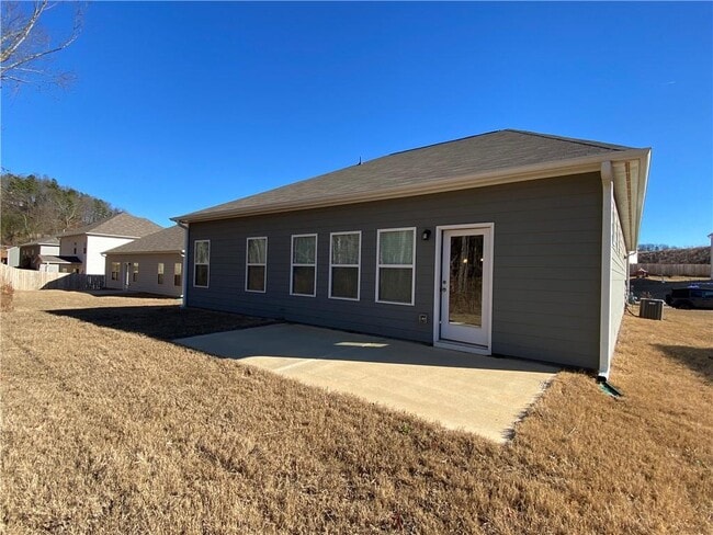 Photo - 186 Malbone St SW