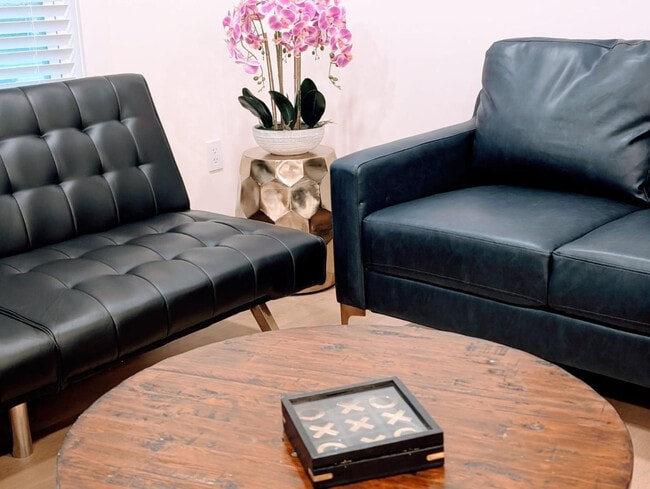 Photo - 10 Burnett Ferry Rd SW Unit FL1-ID1345541P