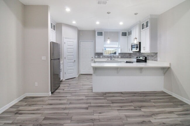 Photo - 1634 Playa Dr Unit 4