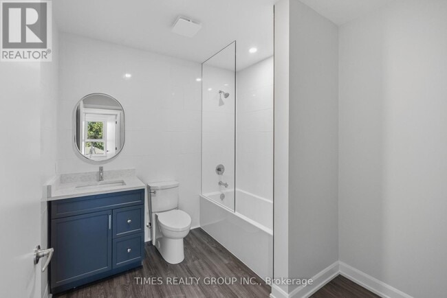 Photo - 369 Hunter St W Unit 104
