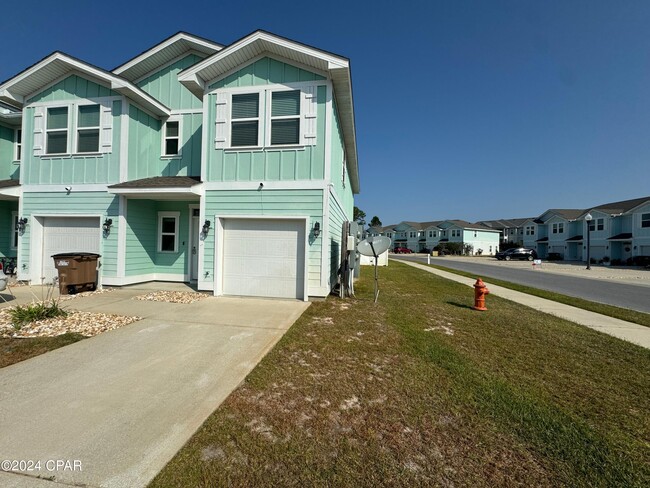 Photo - 7467 Shadow Lake Dr Townhome