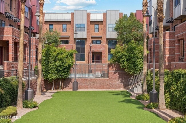 interior courtyard behind pool - 330 S Farmer Ave