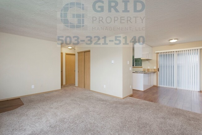 Photo - Newly Remodeled 2 Bedroom Apartment in Mt. Tabor! Unit 5109 A