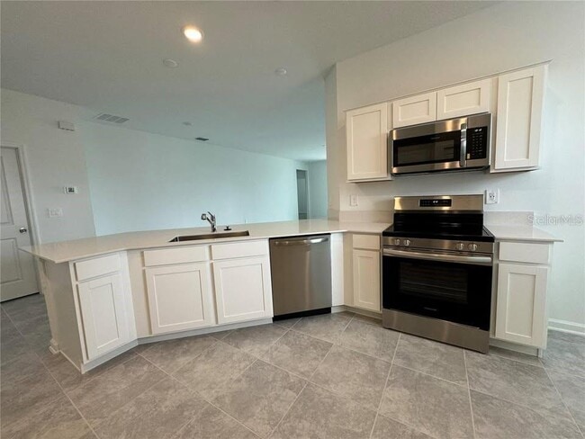 Photo - 5684 Wood Bridge Pl