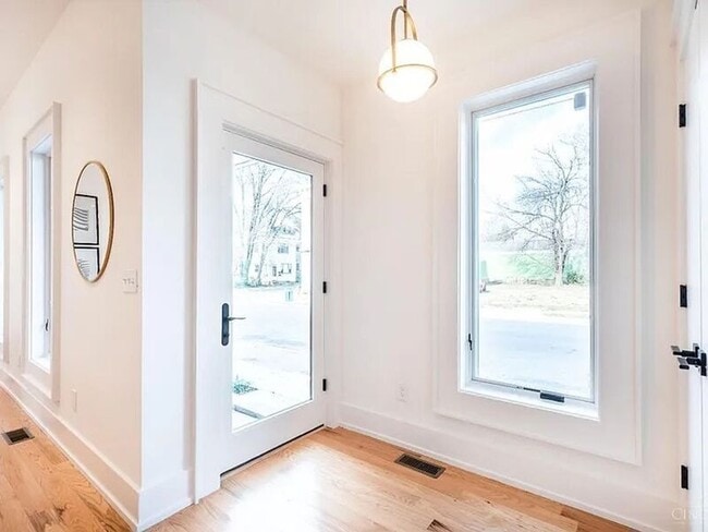 Photo - 1325 Knowlton St