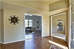 Photo - 2008 Woodstock Dr