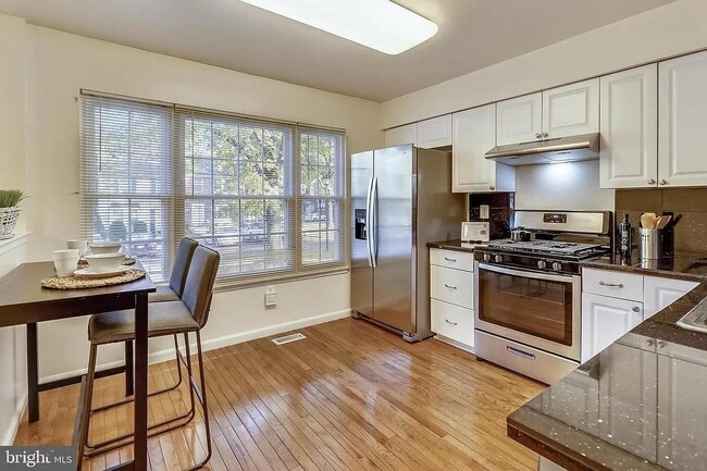 Photo - 15902 Yukon Ln