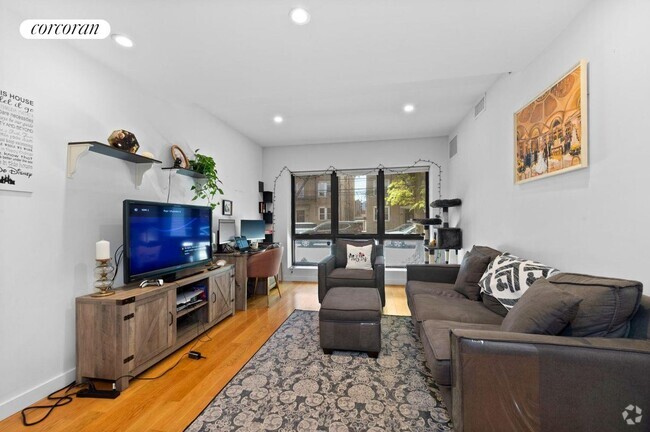 Building Photo - 2117 31st Ave Rental