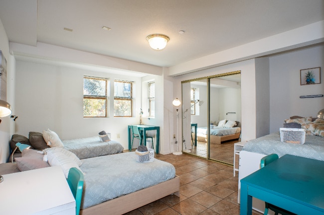 Photo - 2221 Dwight Way Unit 2