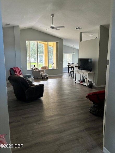6723 Calistoga Cir