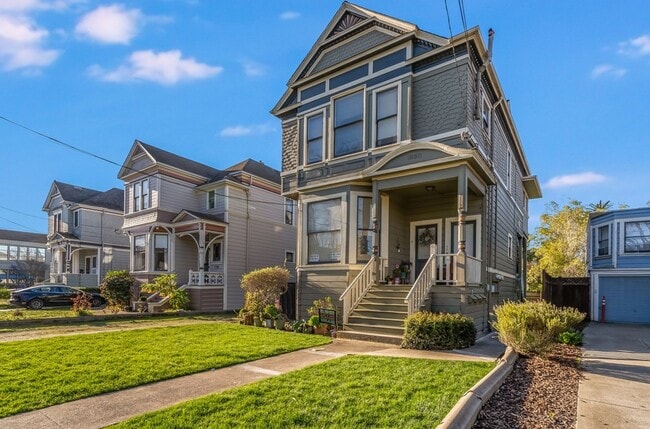 Photo - 1830 San Antonio Ave Unit B