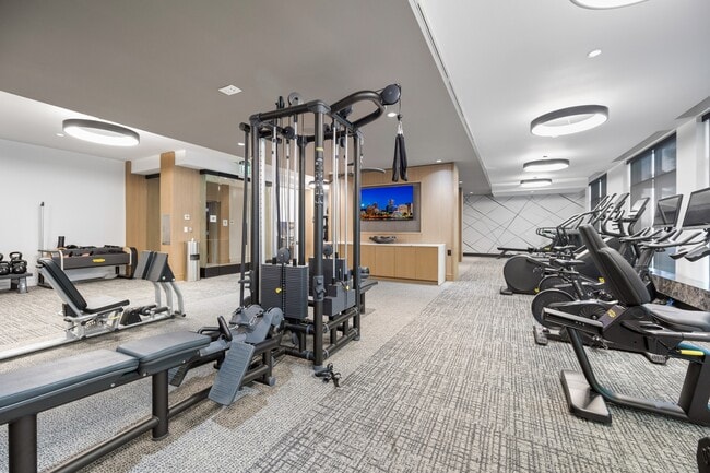 24/7 Fitness Center