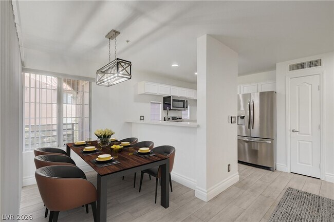 Photo - 2120 Sealion Dr Unit 105