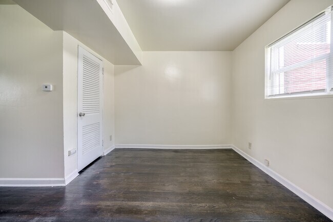 Photo - Dream Court Apartments