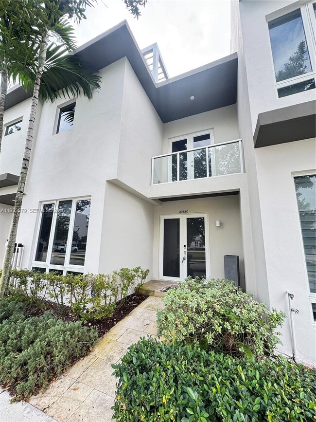 Building Photo - 10550 NW 65th Ln