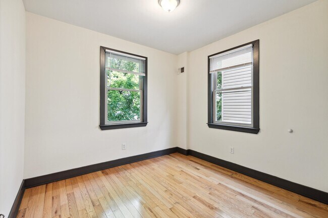 Photo - 1947 N Gratz St Unit 1