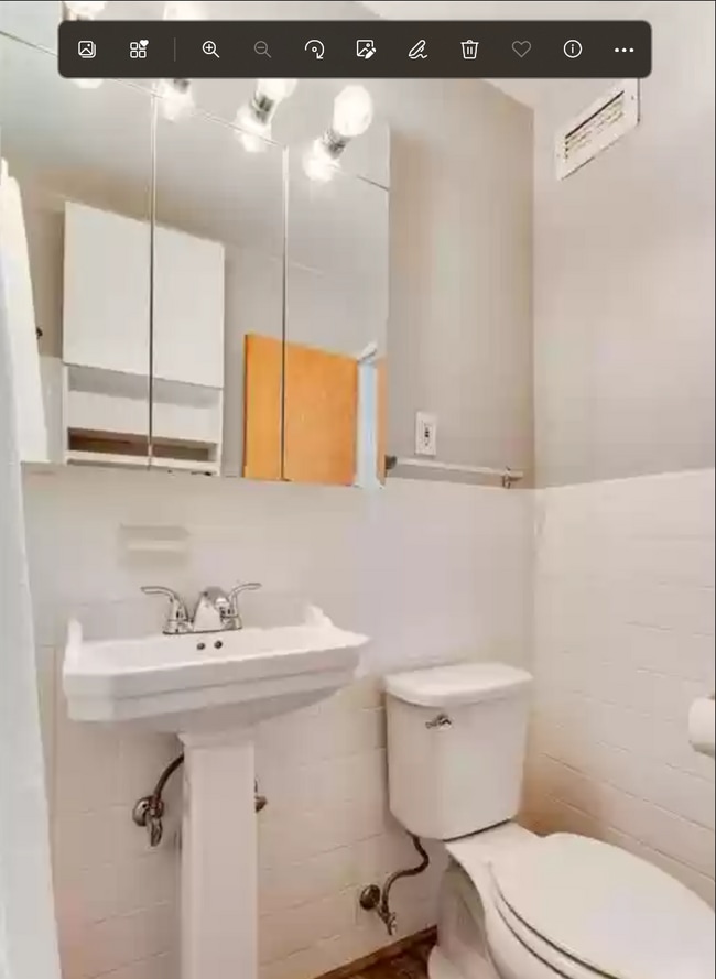 Photo - 2500 Blaisdell Ave Unit 208