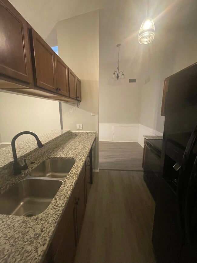 Photo - 622 Spirit Ct