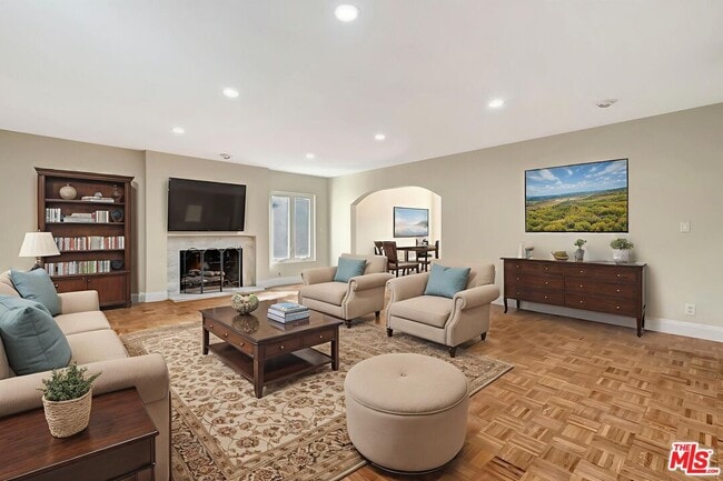 Photo - 16608 Park Ln Cir