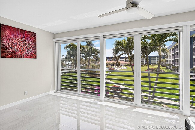 3351 Spanish Trail Unit 212