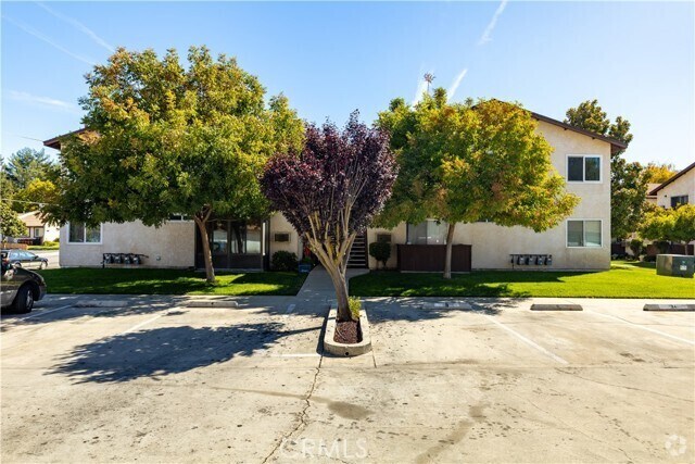 Building Photo - 7408 Santa Ysabel Ave Unit F Rental