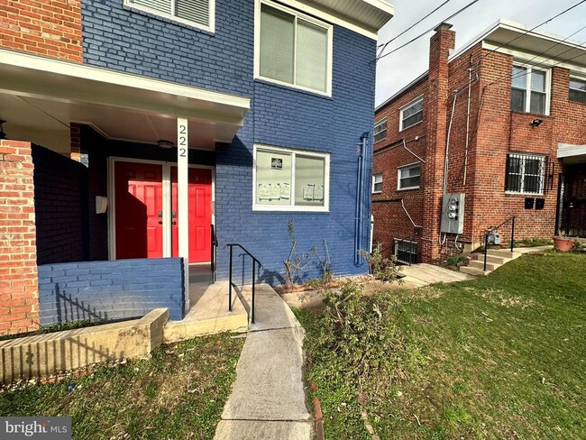 Photo - 222 Webster St NE Apartamento Unidad 2