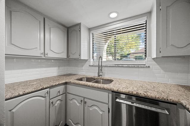 Photo - 3905 Village Dr