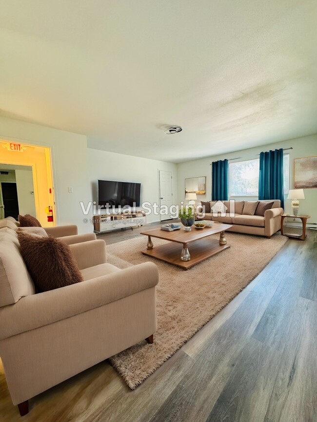 Building Photo - 700 Mansfield Ct Unit 700 Rental