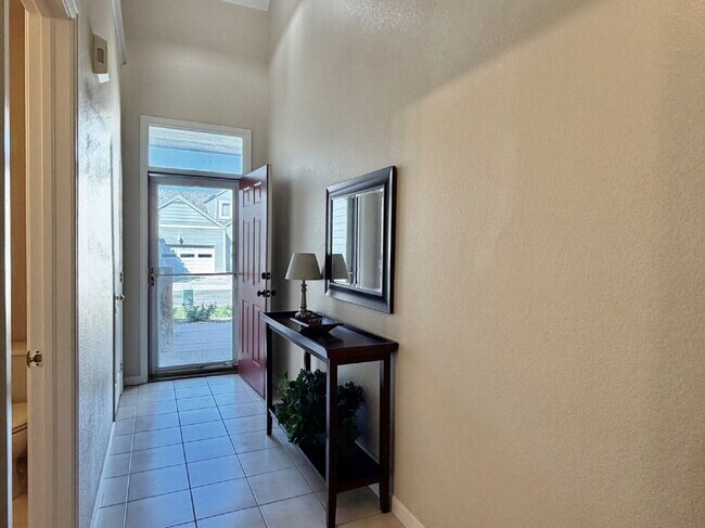 Photo - Lakeside 3 Bed/2.5 Bath Townhome in Gateway Community! Quiet, Scenic Living in The Heart Of Denver! Unit 74