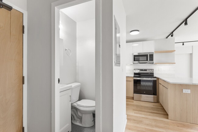 Photo - 6166 N Sheridan Rd Unit 22H