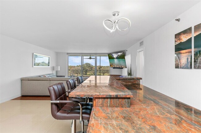 Photo - 3507 Oaks Way Unit 406