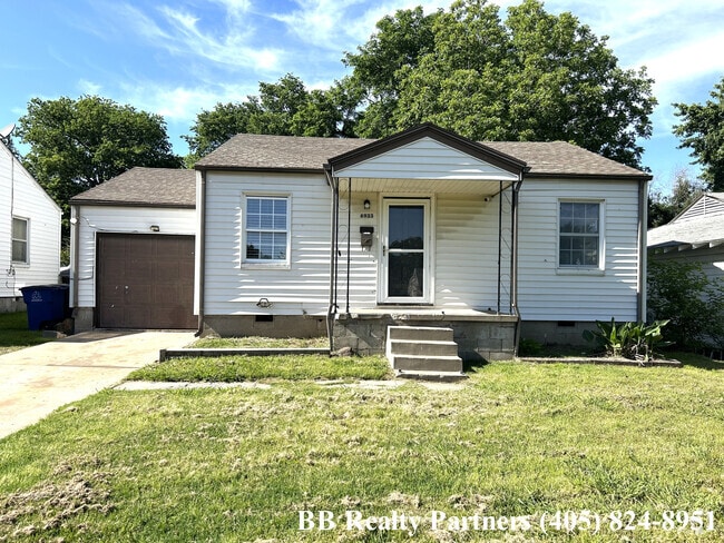 Building Photo - 6933 E 5th Pl Rental