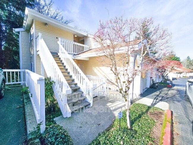 Building Photo - 2630 118th Ave SE Rental
