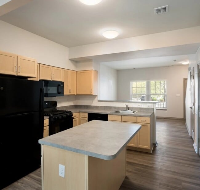 Photo - Villa del Sol Apartments